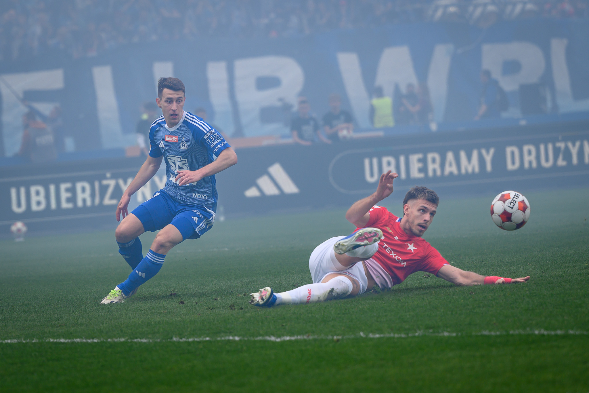 Pojedynek piłkarski